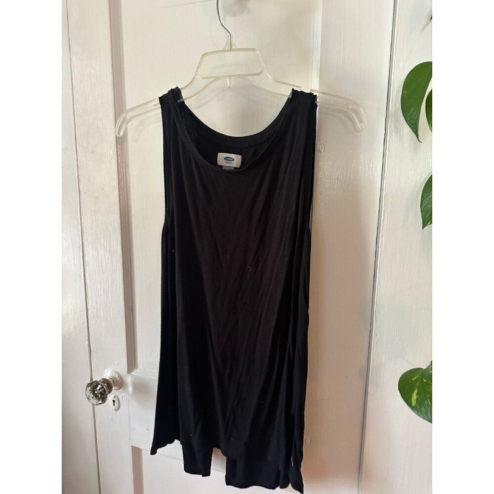 Old Navy women’s size medium black workout tank top - Picture 2 of 6